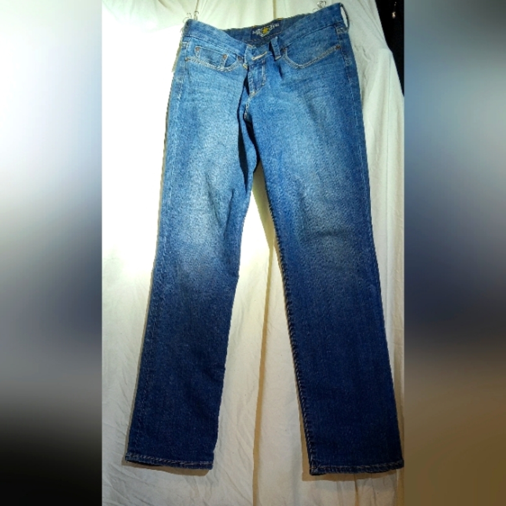 Lucky jeans size 30​